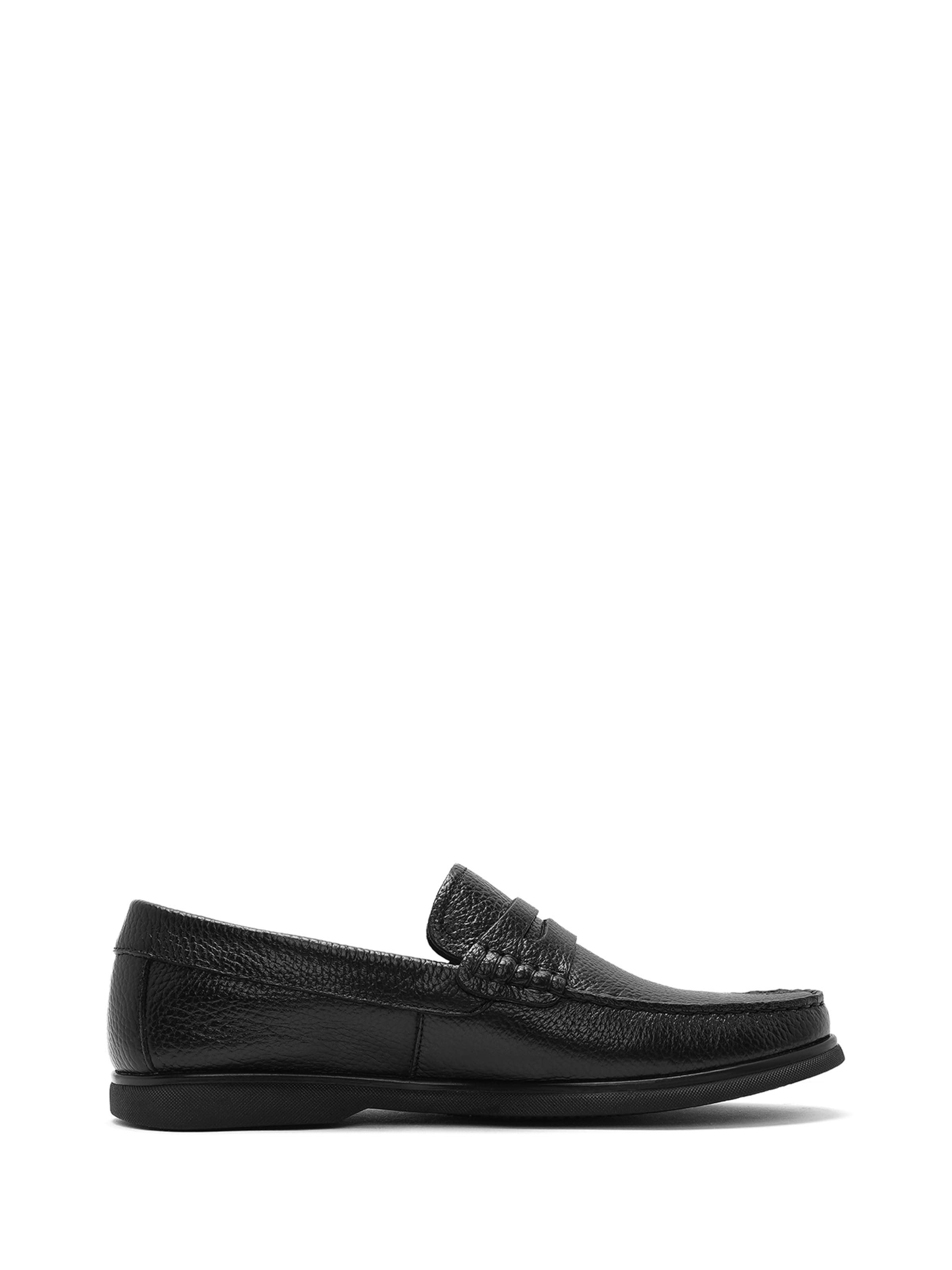 Slipper di Derimod in nero