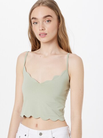 ABOUT YOU Top 'Auguste' in Green: front