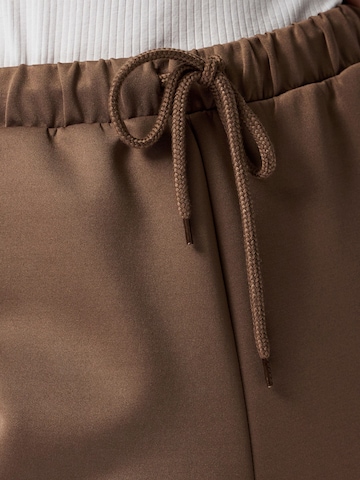 Wide Leg Pantalon 'PCTRACK' PIECES en marron