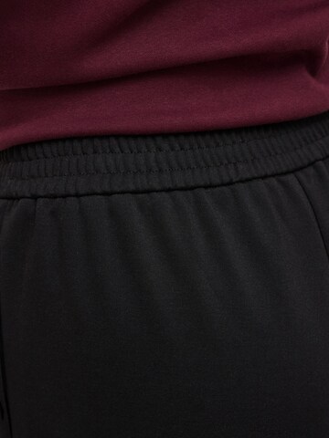 VILA Loose fit Trousers 'VIEllie' in Black