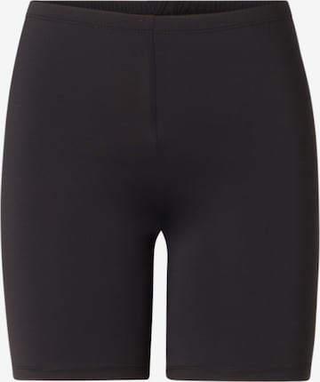 BASE LEVEL CURVY Pants in Black: front