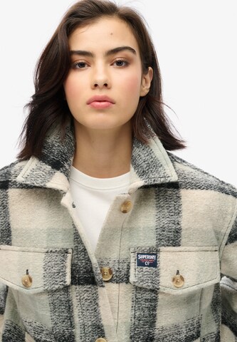 Superdry Tussenjas in Zwart