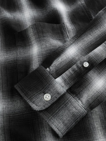 Regular fit Camicia di Next in nero