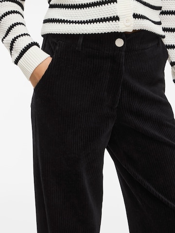 VILA Regular Trousers in Black
