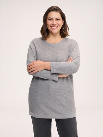 Pullover di Fiorella Rubino in grigio