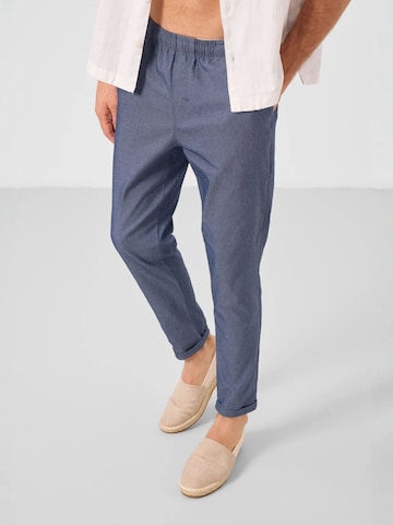 Tommy Life Regular Chino in Blauw