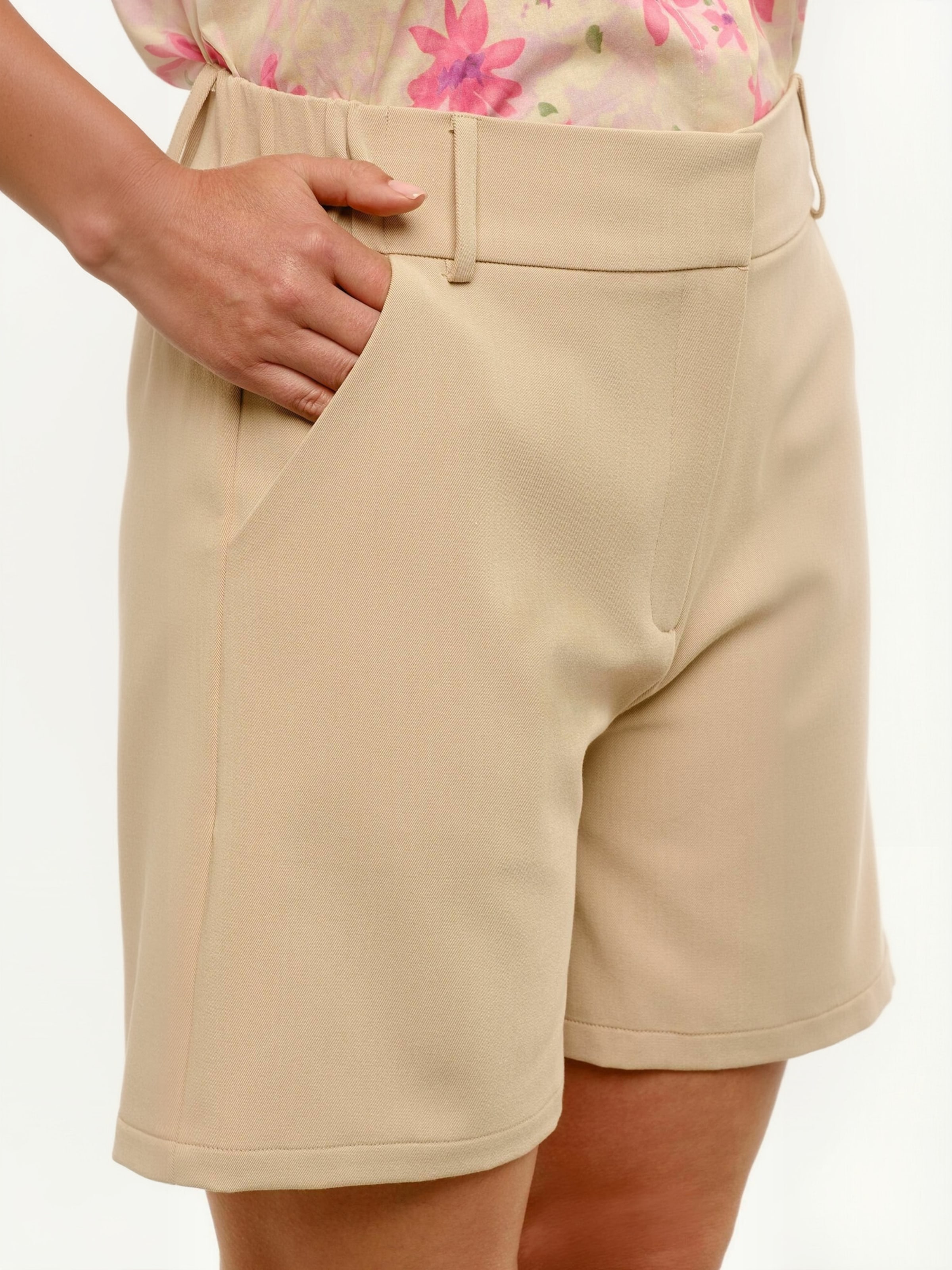 Regular Pantaloni ' FREDDY ' de la Liberte Essentiel pe bej