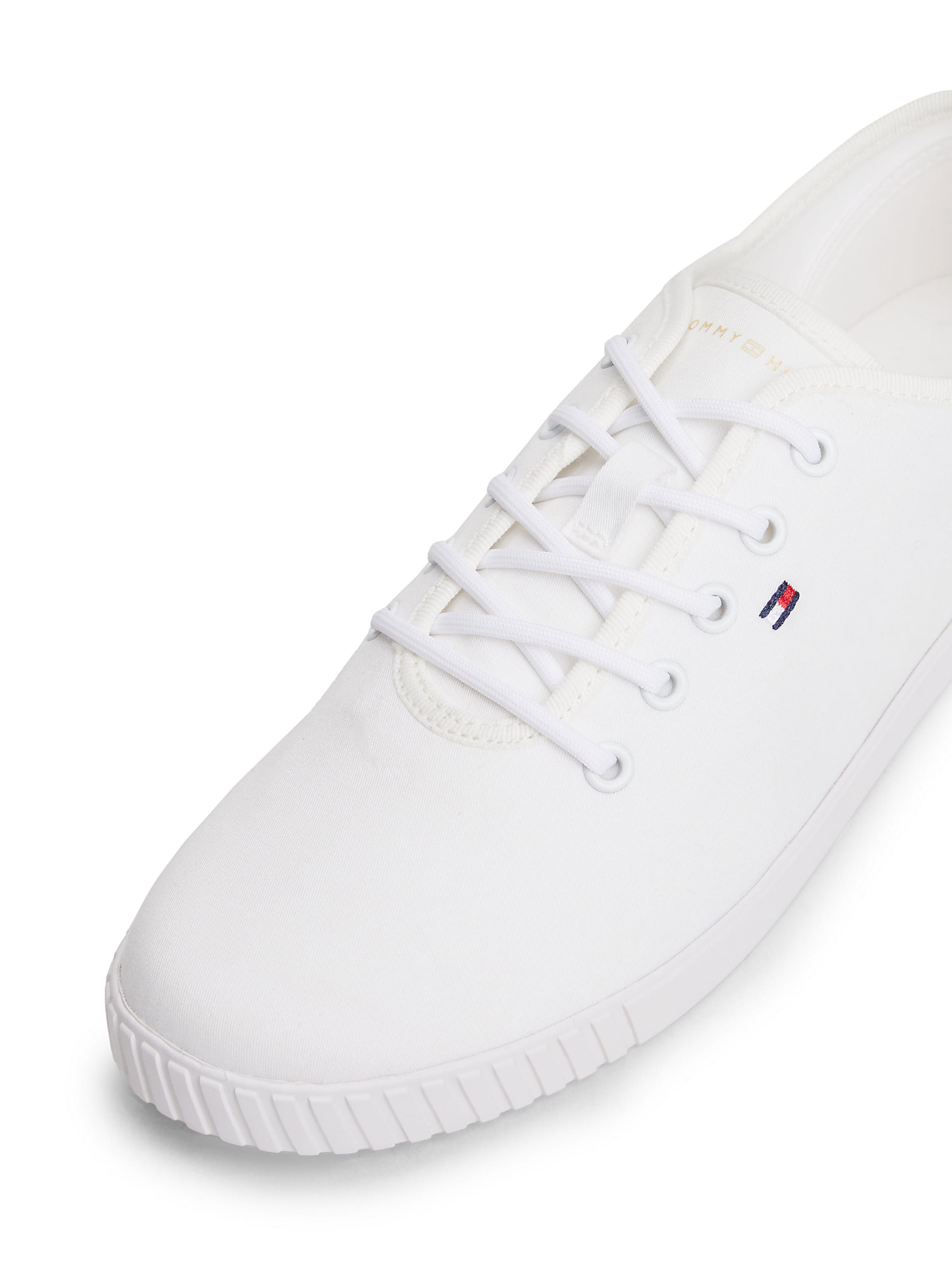 Baskets basses TOMMY HILFIGER en blanc