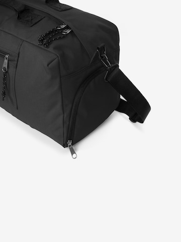 EASTPAK Potovalna torba | črna barva