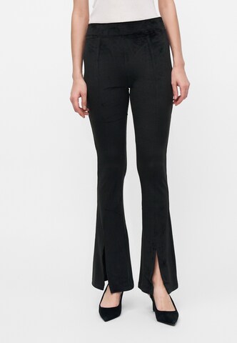 Flared Pantaloni 'Nucutey_B' di HUGO in nero: frontale