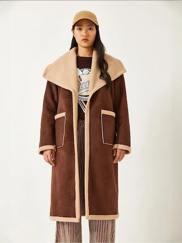 Cappotto di mezza stagione di Bianco Lucci in marrone: frontale