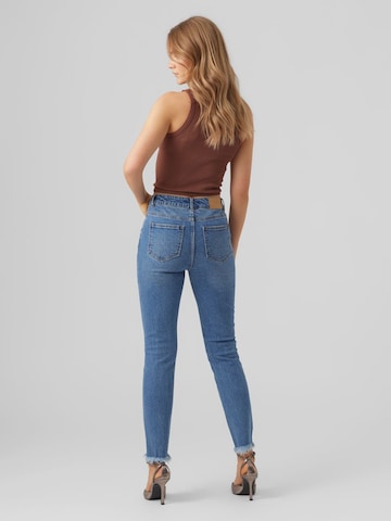VERO MODA Regular Jeans 'Brenda' in Blauw