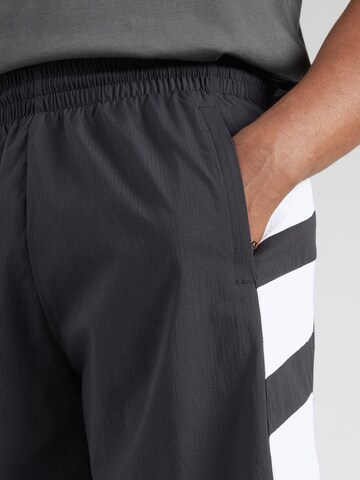 ADIDAS ORIGINALS Regularen Hlače | črna barva