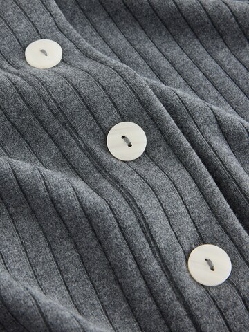 Tenue d'intérieur Next en gris