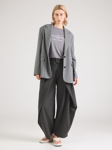 ABOUT YOU T-Shirt 'Amanda' in Grau