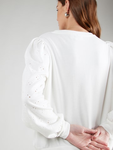 VILA Sweatshirt in White