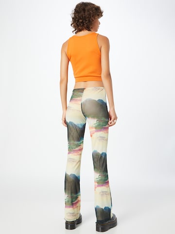 NEON & NYLON Flared Broek in Wit