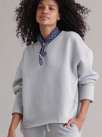 Hey Honey Sweatshirt 'Cosy Sweat' in Grey: front