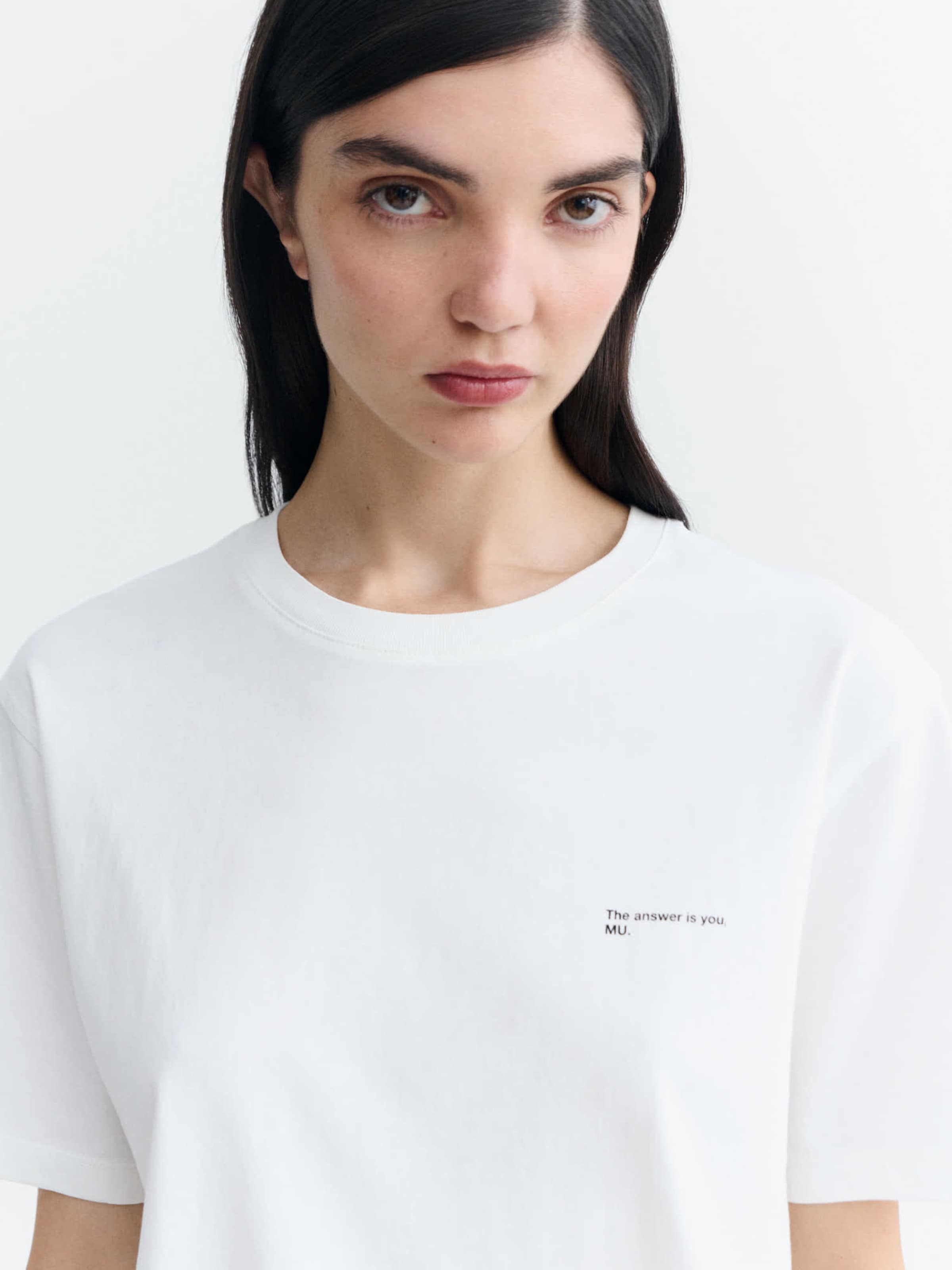 Maglietta 'LUCIA' di Thinking MU in bianco