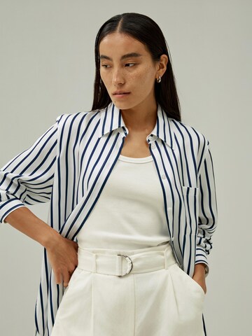 Camicia da donna di Lilysilk in blu