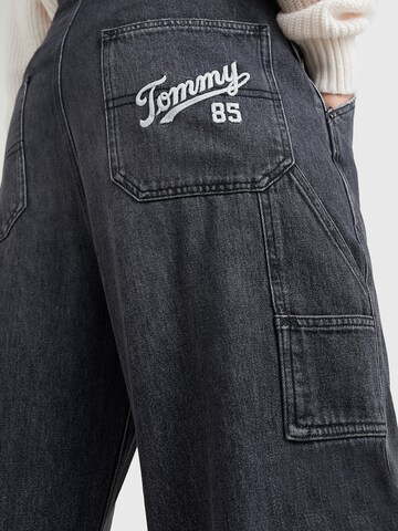 Tommy Jeans Loosefit Tuinbroek jeans in Zwart