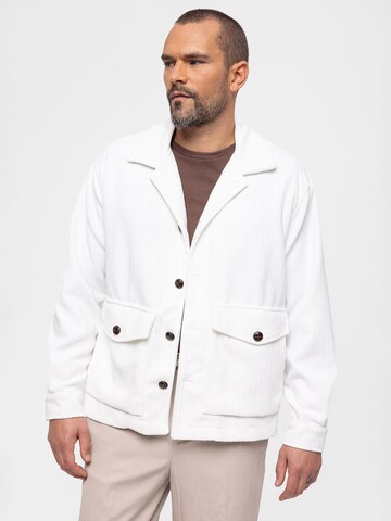 Antioch Between-Seasons Coat in White