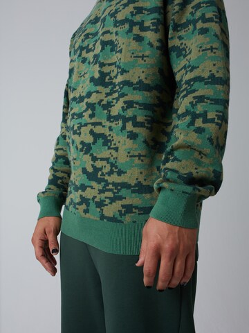 ABOUT YOU x Benny Cristo Sweater 'Bennet' in Green