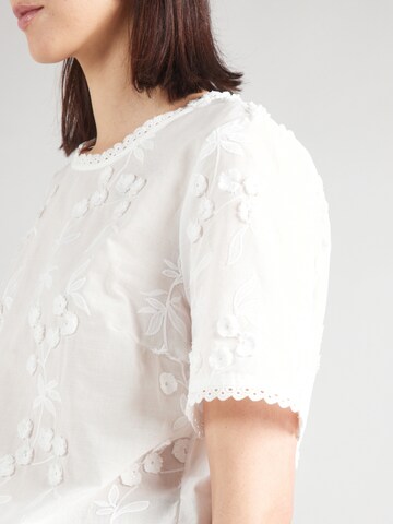 T-shirt 'UASTA' Munthe en blanc
