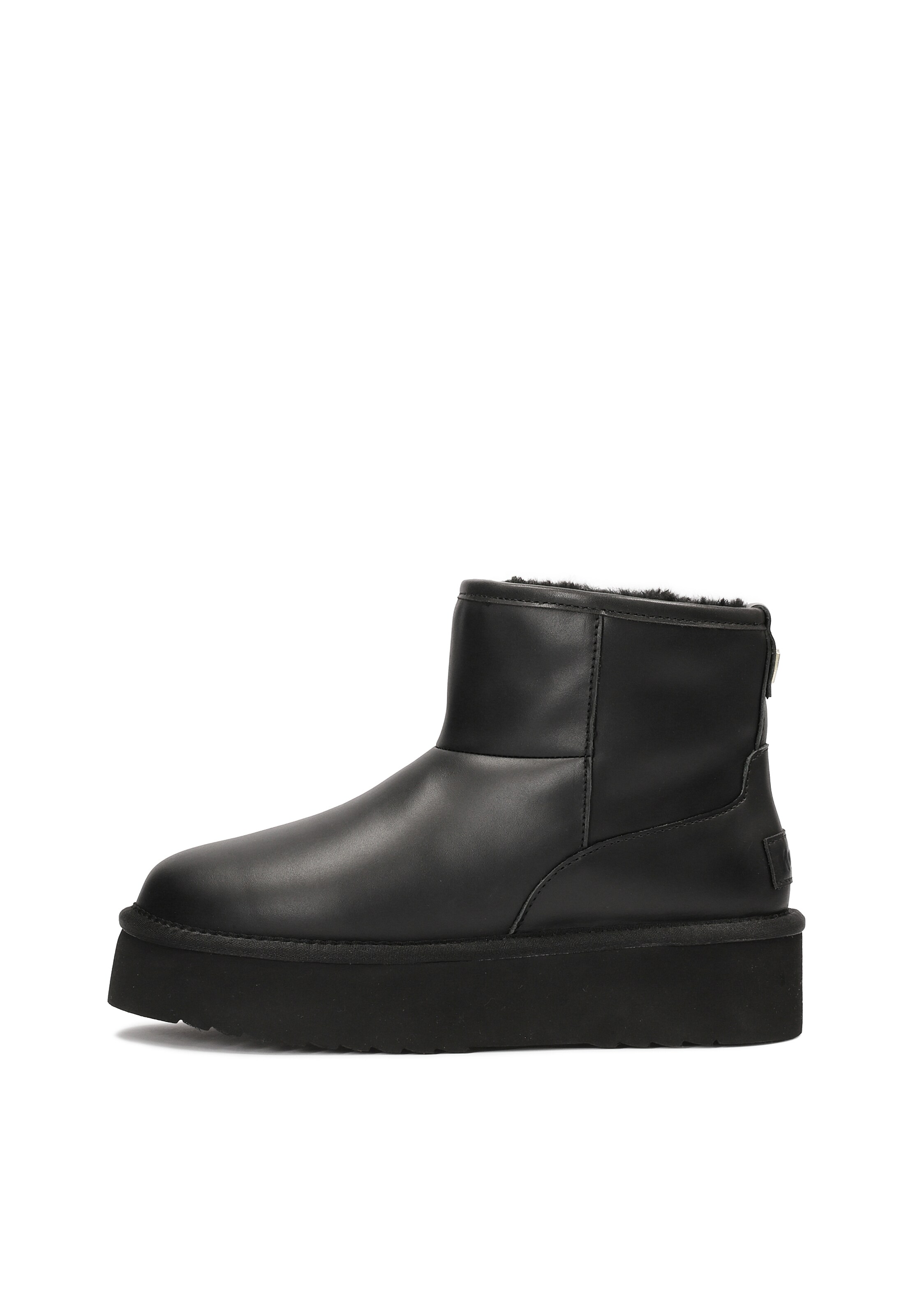 Kazar Boots in Black: front