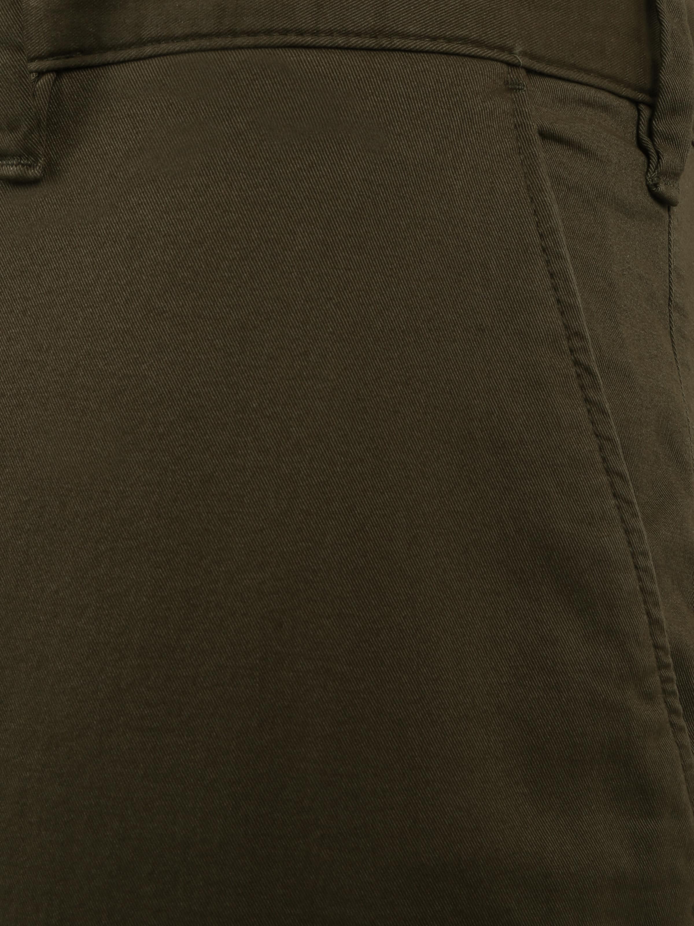 s.Oliver regular Παντελόνι τσίνο 'Detroit' σε πράσινο