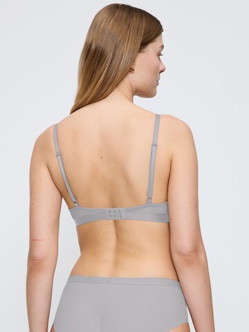 TRIUMPH Triangle Bra ' Aura Spotlight ' in Grey