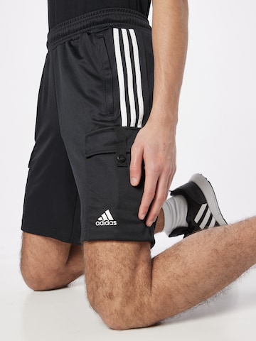 regular Pantaloni sportivi 'Tiro' di ADIDAS SPORTSWEAR in nero