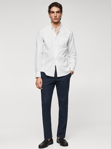 Coupe regular Chemise MANGO MAN en blanc