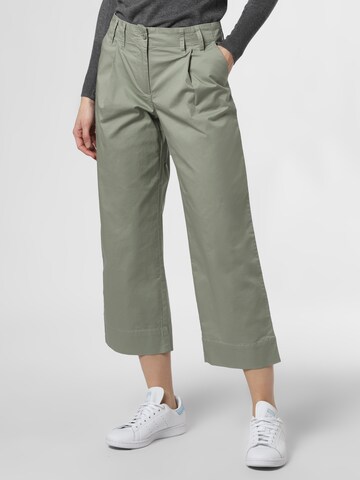 Marie Lund Pleat-Front Pants in Green