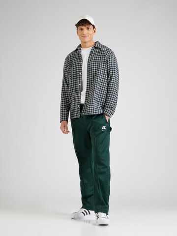 Champion Authentic Athletic Apparel regular Παντελόνι σε πράσινο