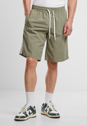 Urban Classics Board shorts in Green