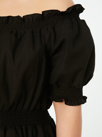 Trendyol Curve - Vestido en negro