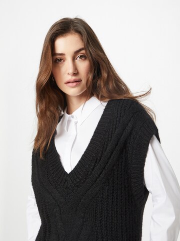 Mavi Pullover in Schwarz