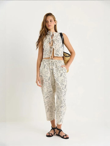 Bianco Lucci Set in Beige: Vorderseite