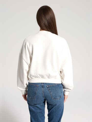 NOWIHT Sweatshirt 'Eulalie' in Wit