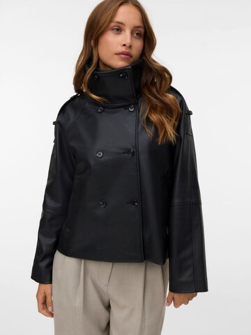 VERO MODA Winterjacke‌‌‌‌‌‌‌‌‌ in Schwarz: Vorderseite