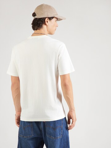 NAPAPIJRI - Camiseta 'S-BOLLO' en blanco