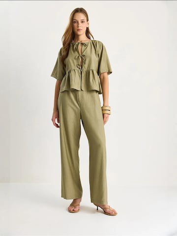 Bianco Lucci Pantsuit in Green