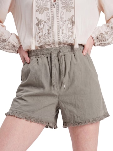 OriginalYou Regular Pants 'Shorts' in Green