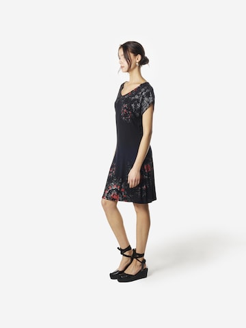 KOROSHI Jurk in Zwart