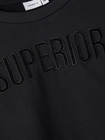 Sweat-shirt 'ONORTHERN' NAME IT en noir