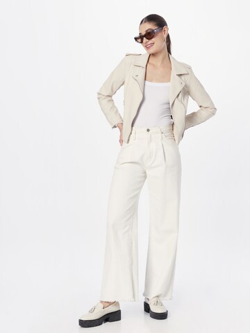 Veste mi-saison 'DANA' SISTERS POINT en beige