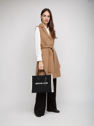 Michael Kors Handtas 'Mirella Medium Suede and Faux Shearling Tote Bag' in Zwart: voorkant