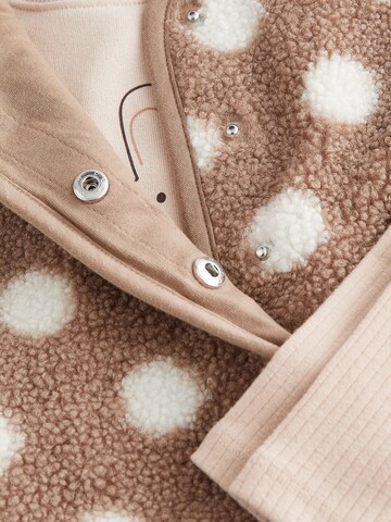 Next Set in Beige