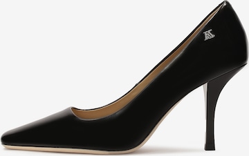 Kazar Studio Pumps in Black: front